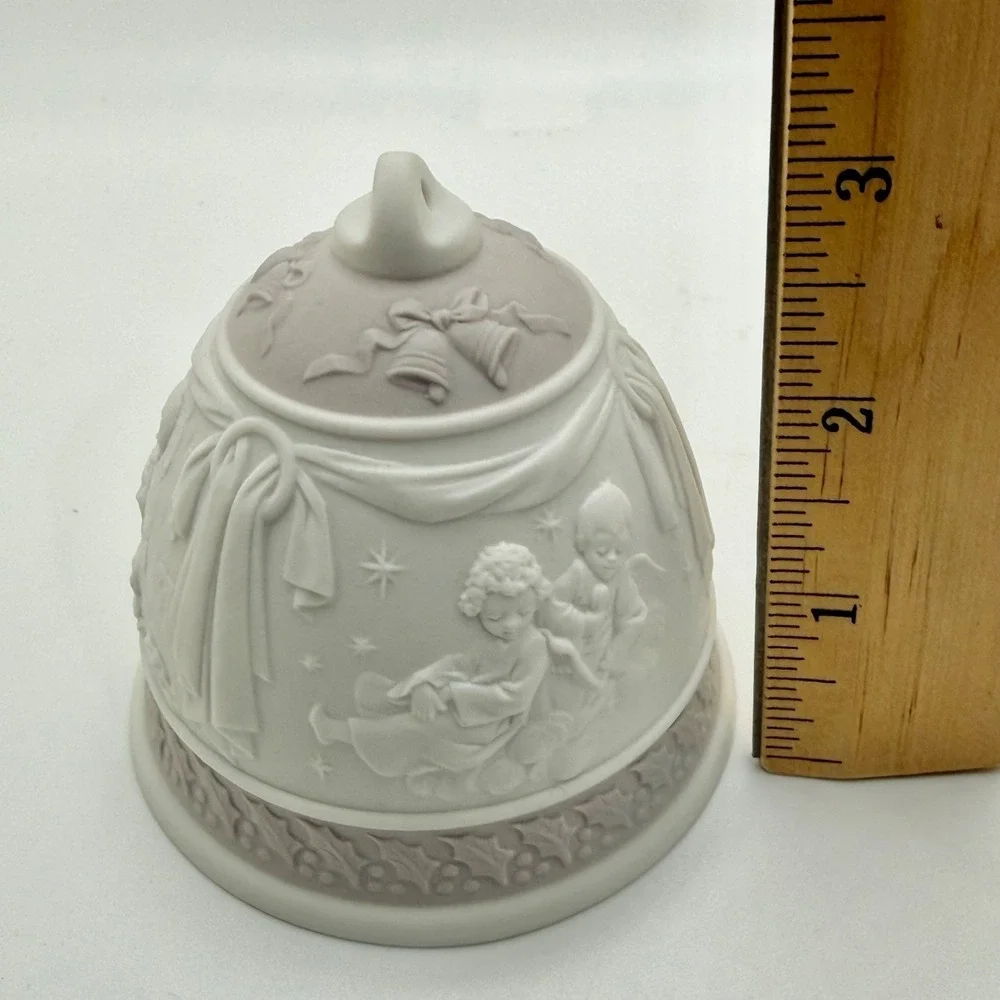 Vintage Lladro 1995 Nativity Scene Ornament Porcelain White‎ Spain Religious